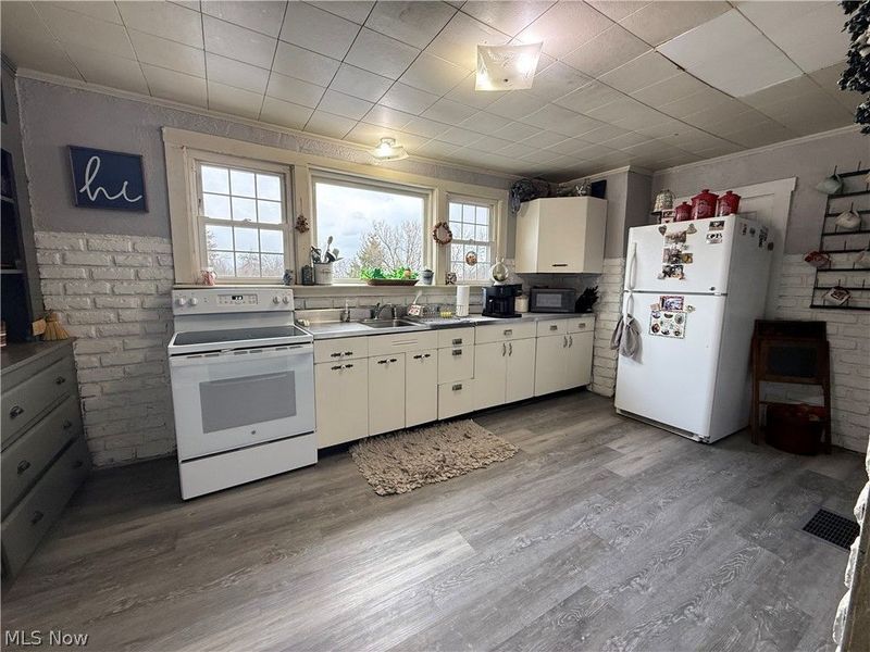 102 High Street, Bloomingdale, OH 43910 Photo 12