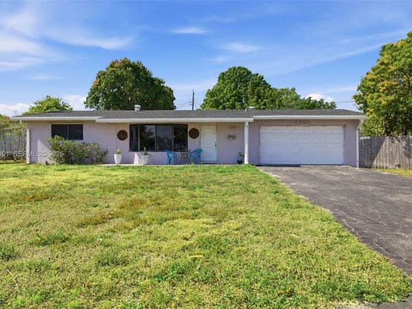 2681 NW 43rd Ave, Lauderhill, FL 33313