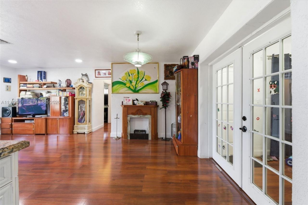 2681 NW 43rd Ave, Lauderhill, FL 33313 Photo