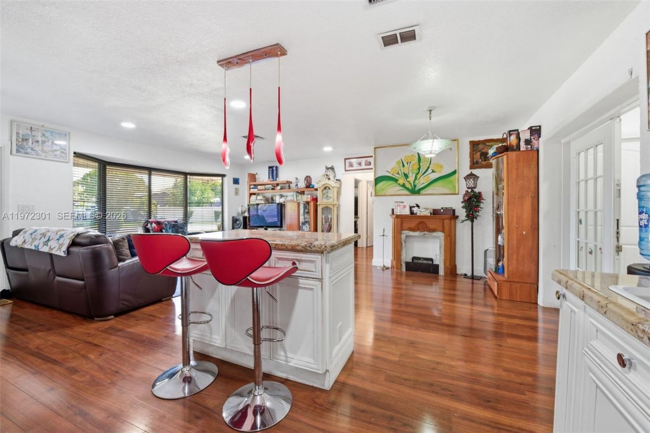 2681 NW 43rd Ave, Lauderhill, FL 33313 Photo