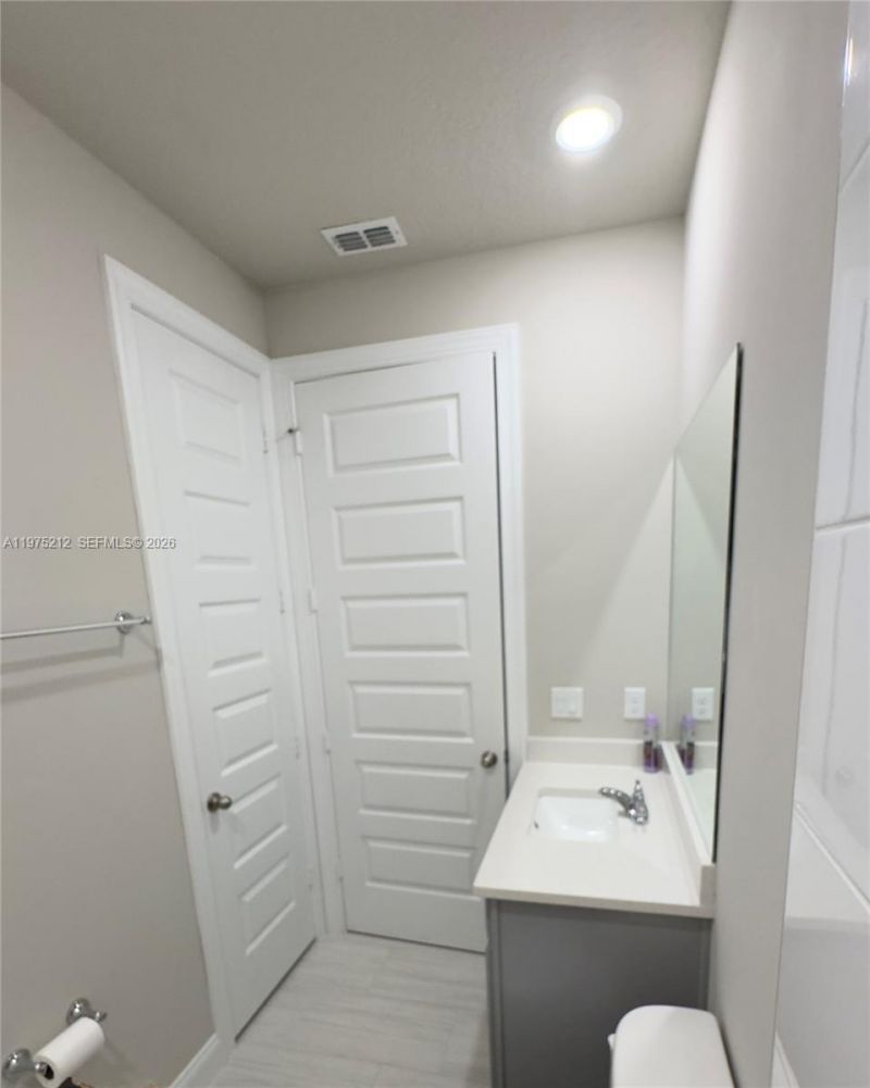 6712 NW Cloverdale Ave , Port Saint Lucie, FL 34987 Photo