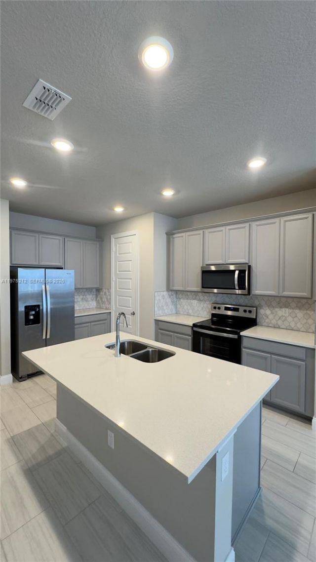 6712 NW Cloverdale Ave , Port Saint Lucie, FL 34987 Photo