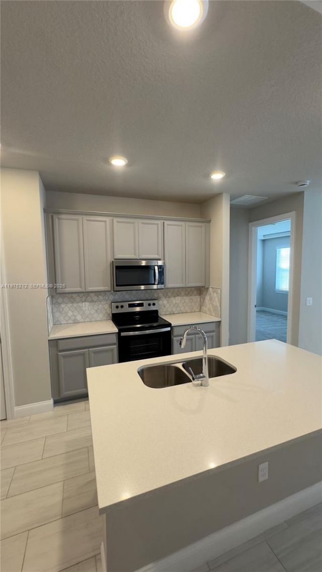 6712 NW Cloverdale Ave , Port Saint Lucie, FL 34987 Photo