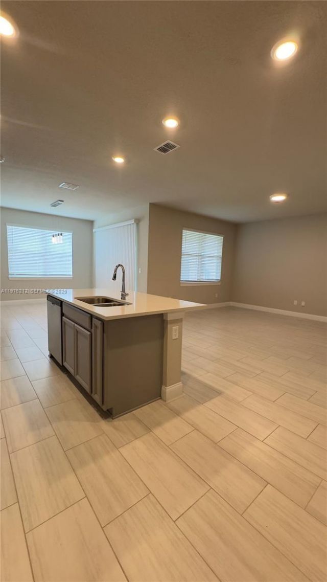 6712 NW Cloverdale Ave , Port Saint Lucie, FL 34987 Photo