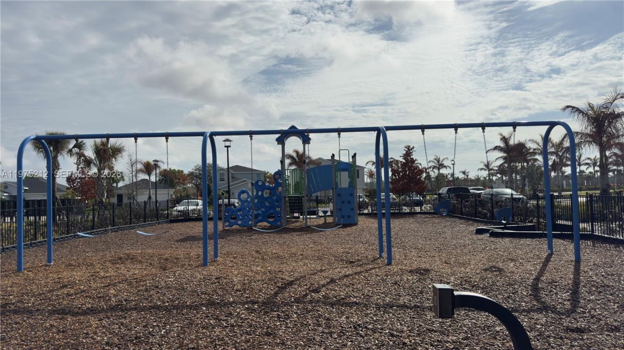 6712 NW Cloverdale Ave , Port Saint Lucie, FL 34987 Photo