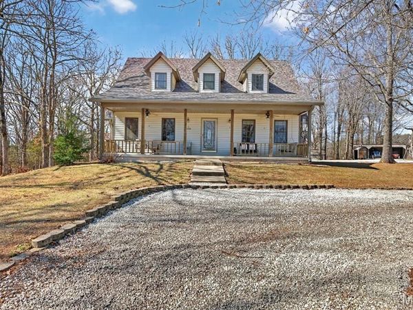 18521 Oak Tree Lane , Phillipsburg, MO 65722