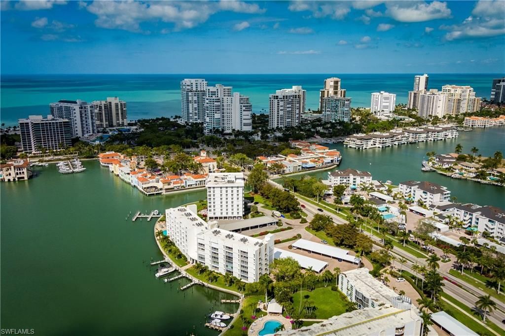 300 Park Shore Dr, Unit 3D, Naples, FL 34103 Photo