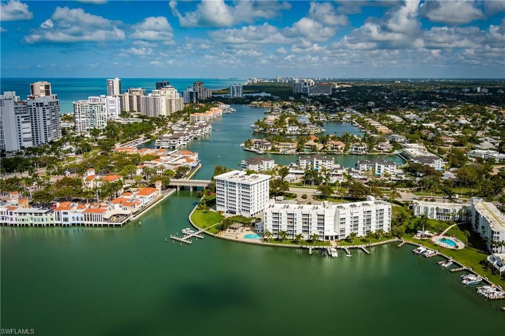 300 Park Shore Dr, Unit 3D, Naples, FL 34103 Photo