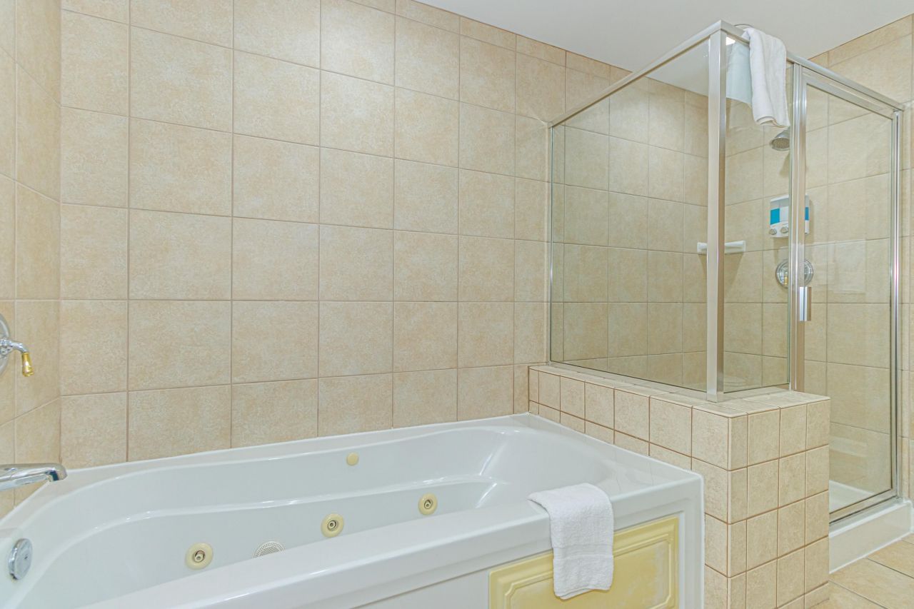 9994 Beach Club Dr.  Photo 23