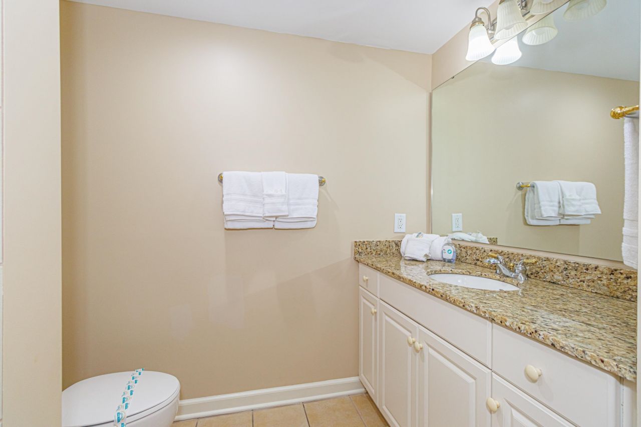 9994 Beach Club Dr.  Photo 27