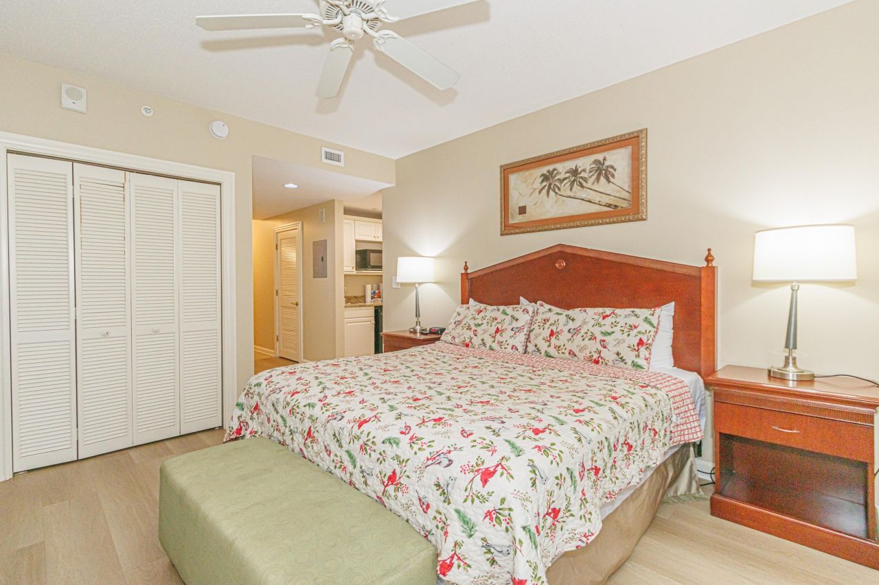 9994 Beach Club Dr.  Photo 28