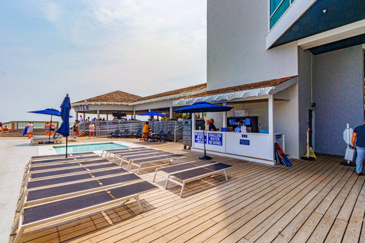 9994 Beach Club Dr.  Photo 32