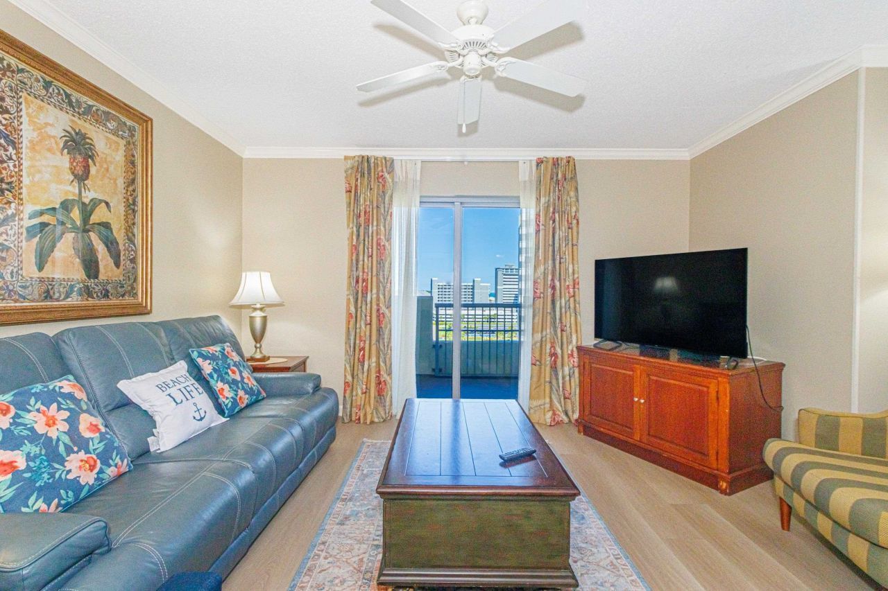 9994 Beach Club Dr.  Photo 8