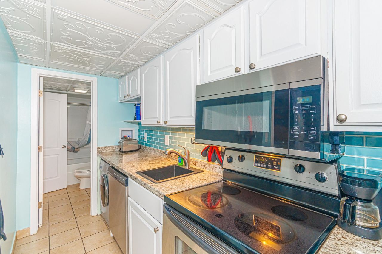 6804 N Ocean Blvd.  Photo 10