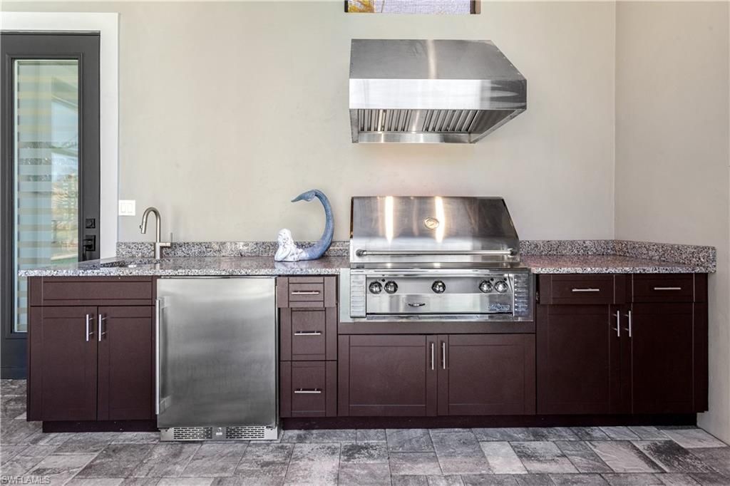 5501 Harbour Preserve Cir, Cape Coral, FL 33914 Photo