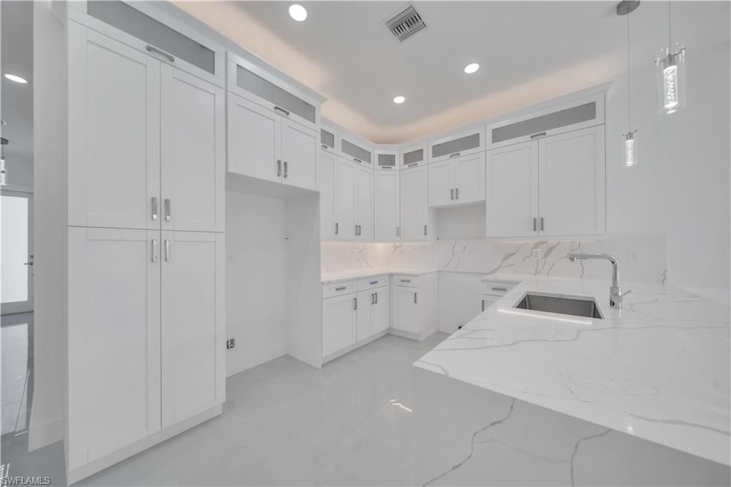 322-324 Poplar St, Lehigh Acres, FL 33974 Photo