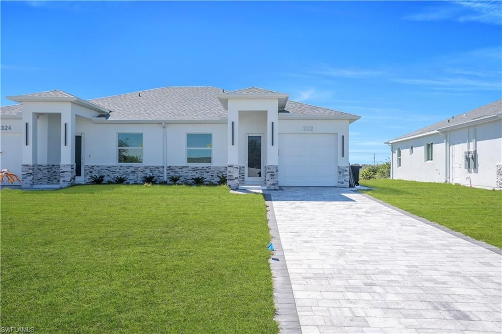 322-324 Poplar St, Lehigh Acres, FL 33974 Photo