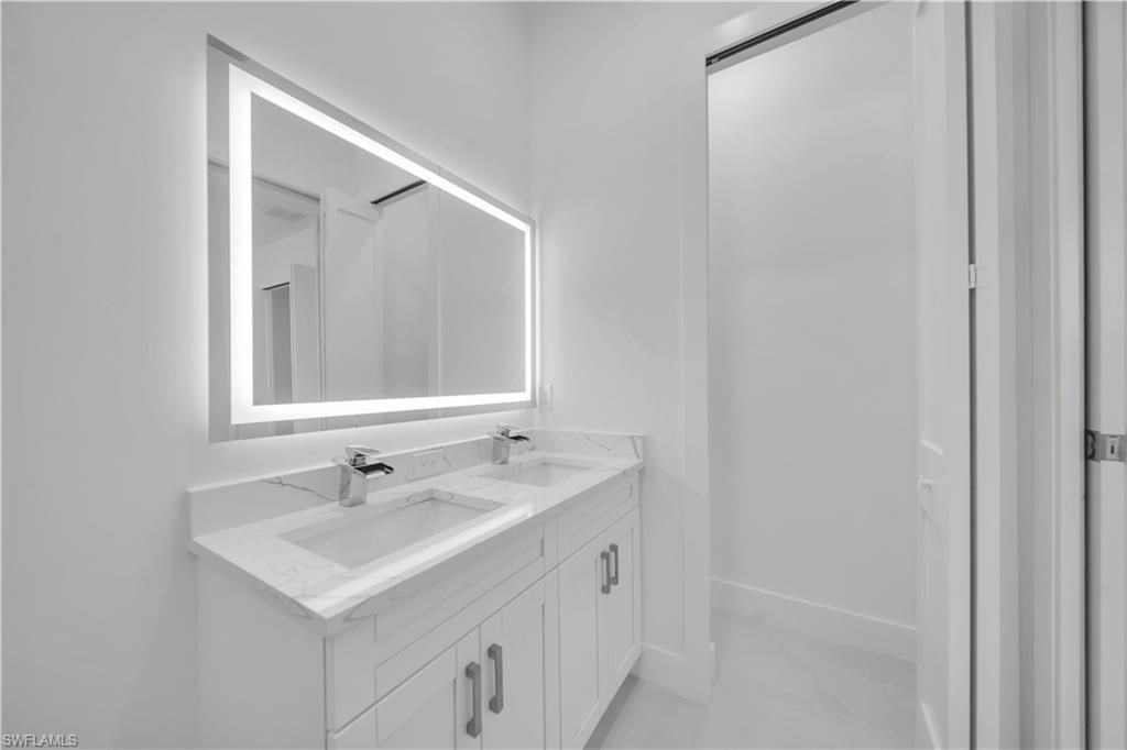 322-324 Poplar St, Lehigh Acres, FL 33974 Photo