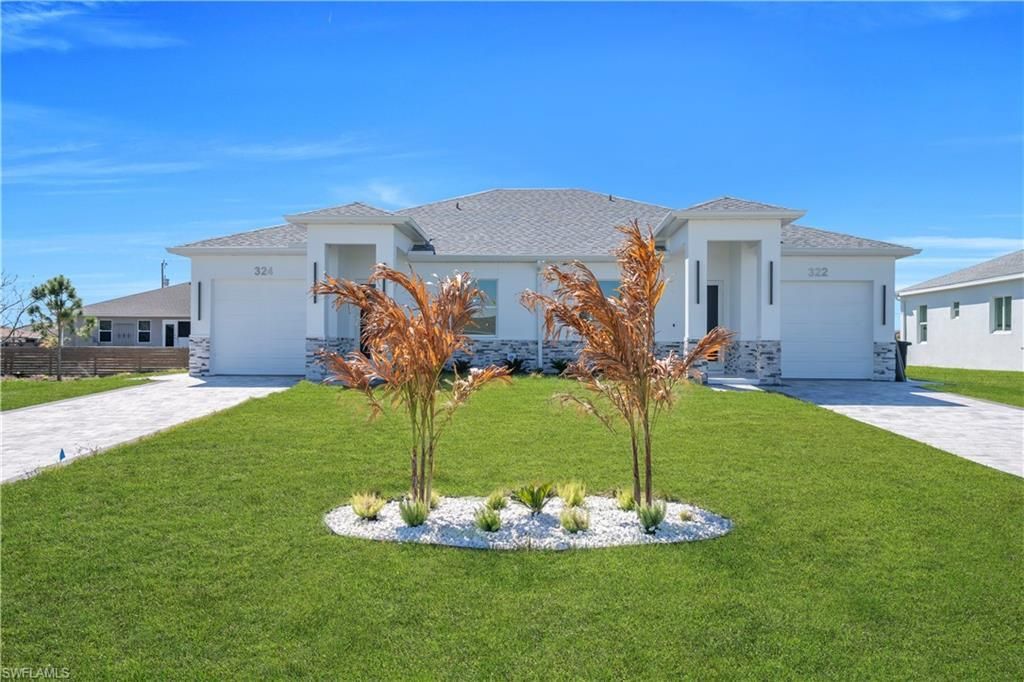 322-324 Poplar St, Lehigh Acres, FL 33974 Photo