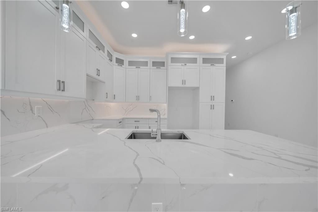 322-324 Poplar St, Lehigh Acres, FL 33974 Photo