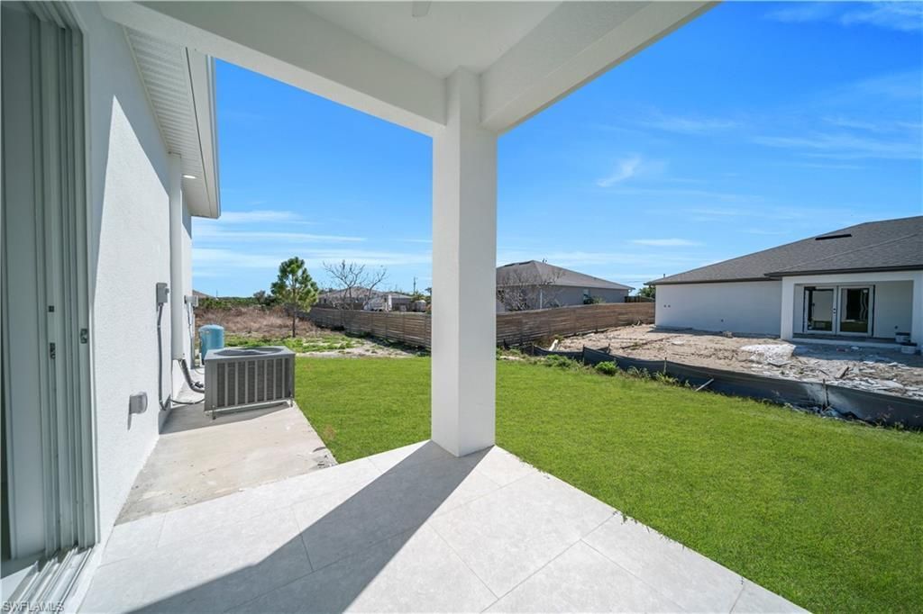 322-324 Poplar St, Lehigh Acres, FL 33974 Photo