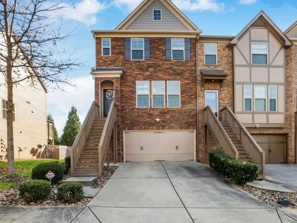 2060 PAXTON Drive SW, Lilburn, GA 30047