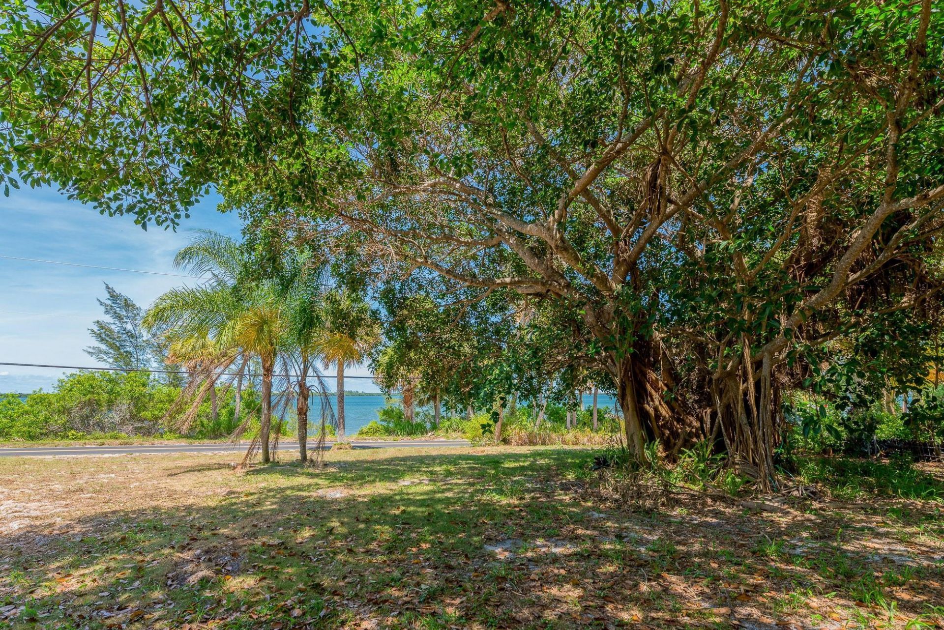 8605 S Indian River Dr, Fort Pierce, FL 34982 Photo