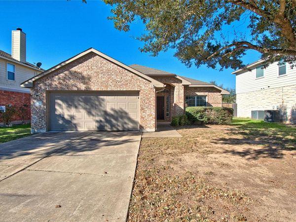 123 Aguilar DR , Hutto, TX 78634