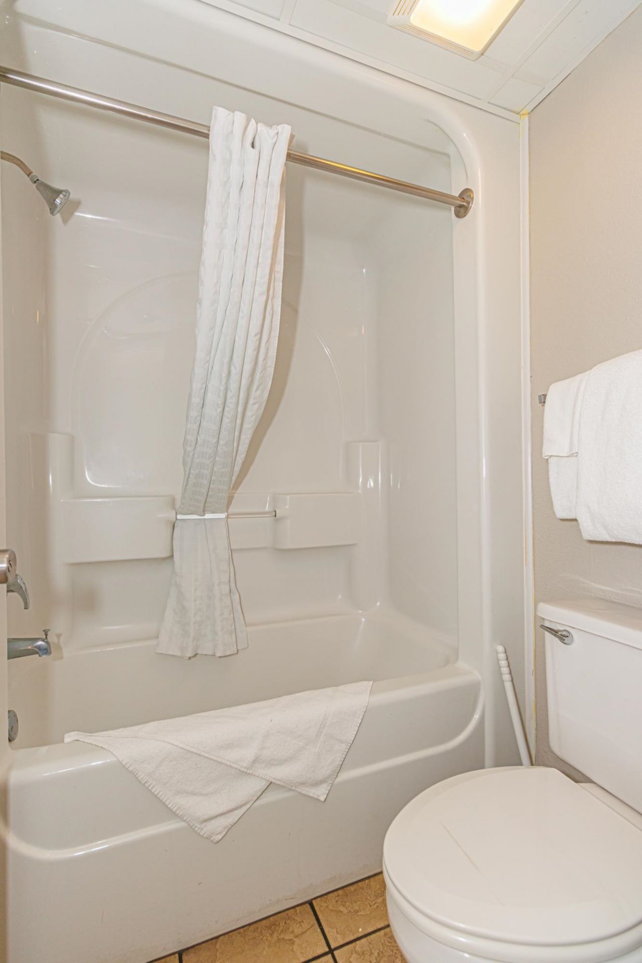 6804 N Ocean Blvd.  Photo 24