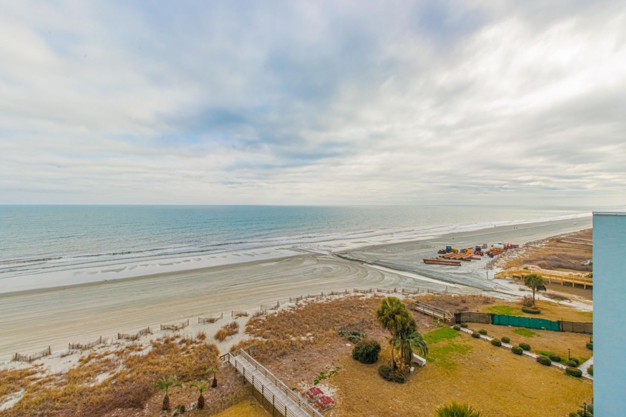 6804 N Ocean Blvd.  Photo 7