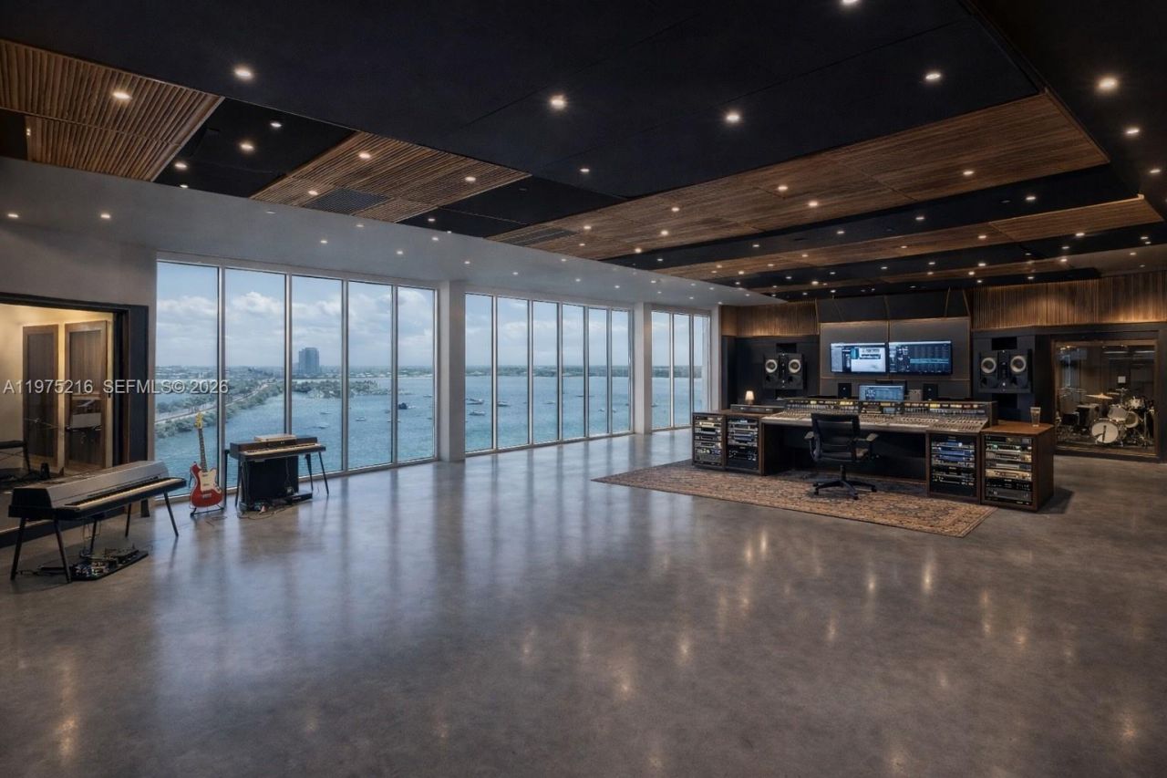 7904 West Dr., Unit Penthouse, North Bay Village, FL 33141 Photo