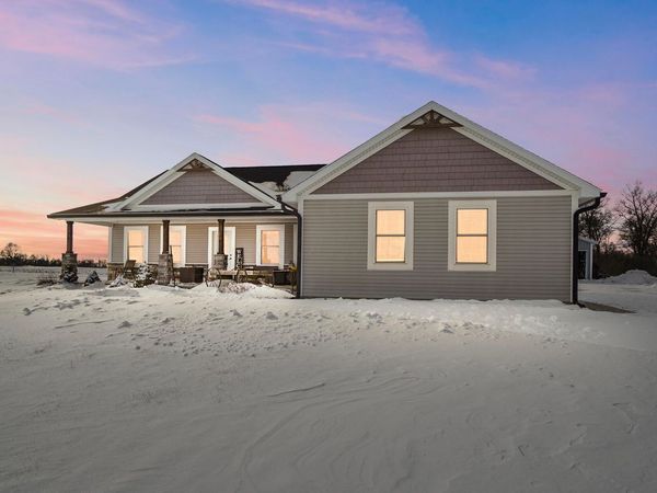 1222 N Dugan Road , Urbana, OH 43078