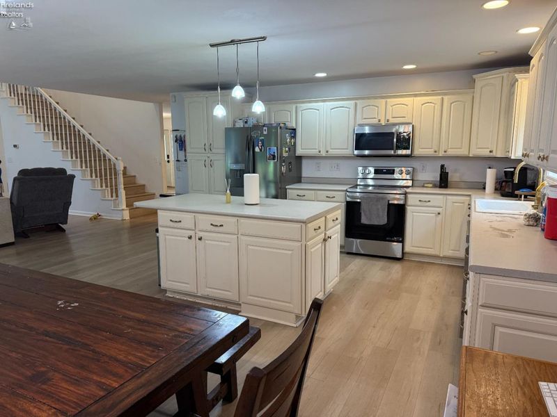 1485 Autumnwoods Drive, Fremont, OH 43420 Photo 10