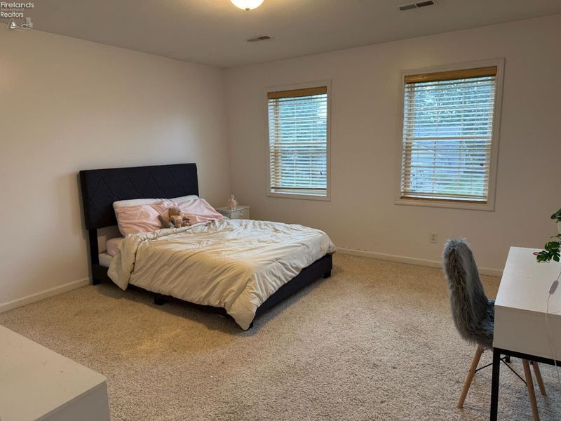 1485 Autumnwoods Drive, Fremont, OH 43420 Photo 18