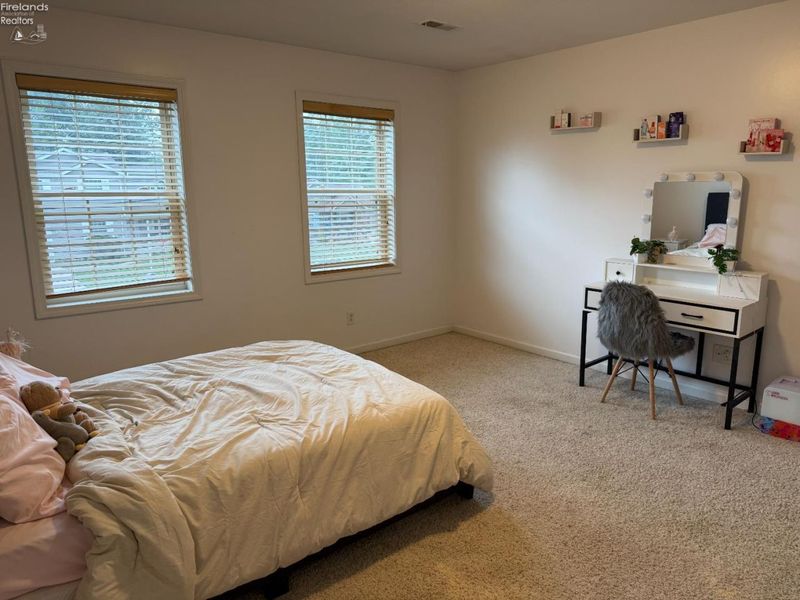 1485 Autumnwoods Drive, Fremont, OH 43420 Photo 19