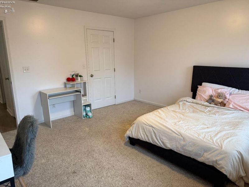 1485 Autumnwoods Drive, Fremont, OH 43420 Photo 21