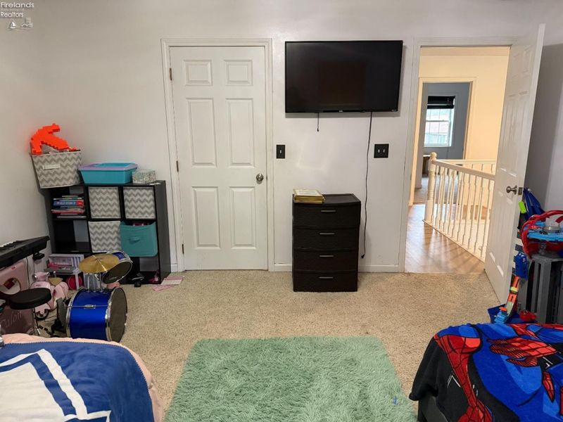 1485 Autumnwoods Drive, Fremont, OH 43420 Photo 25