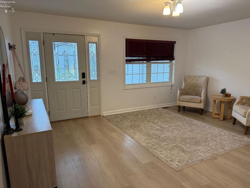 1485 Autumnwoods Drive, Fremont, OH 43420 Photo 5