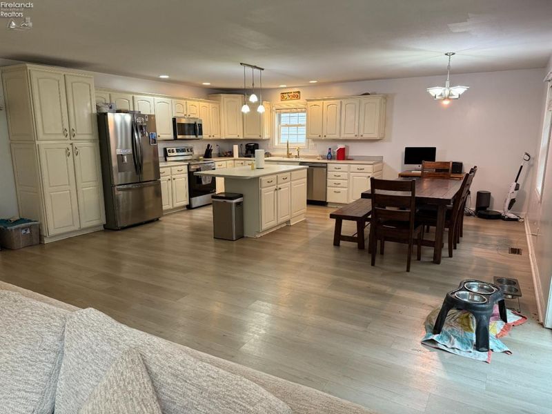 1485 Autumnwoods Drive, Fremont, OH 43420 Photo 7