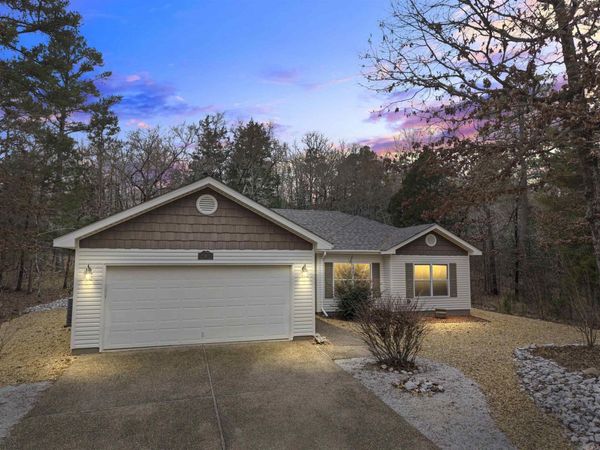4 Perfecto Court, Hot Springs Village, AR 71909