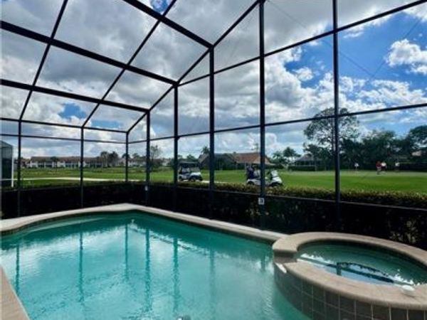 400 Harvard CT , NAPLES, FL 34104