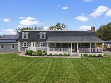 125 Doctor Braley Rd, Freetown, MA 02717