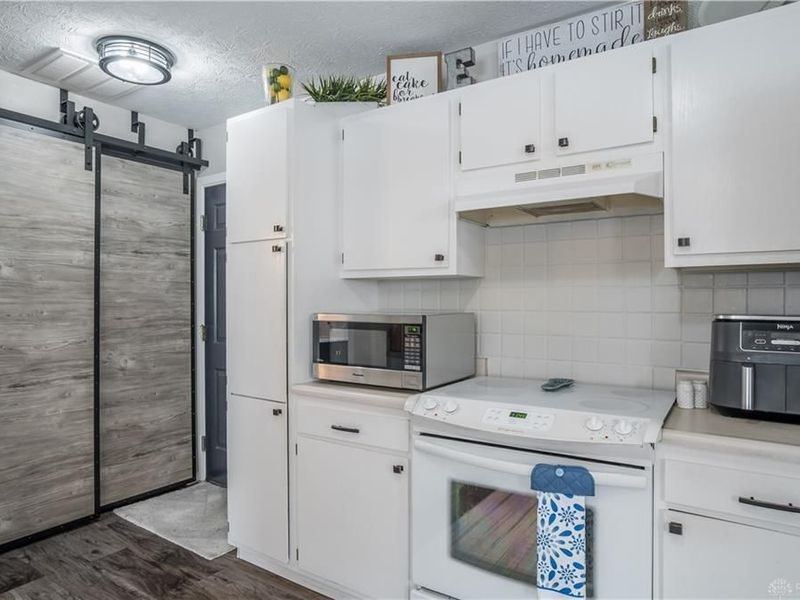 2391 W Girard Lane, Troy, OH 45373 Photo 8