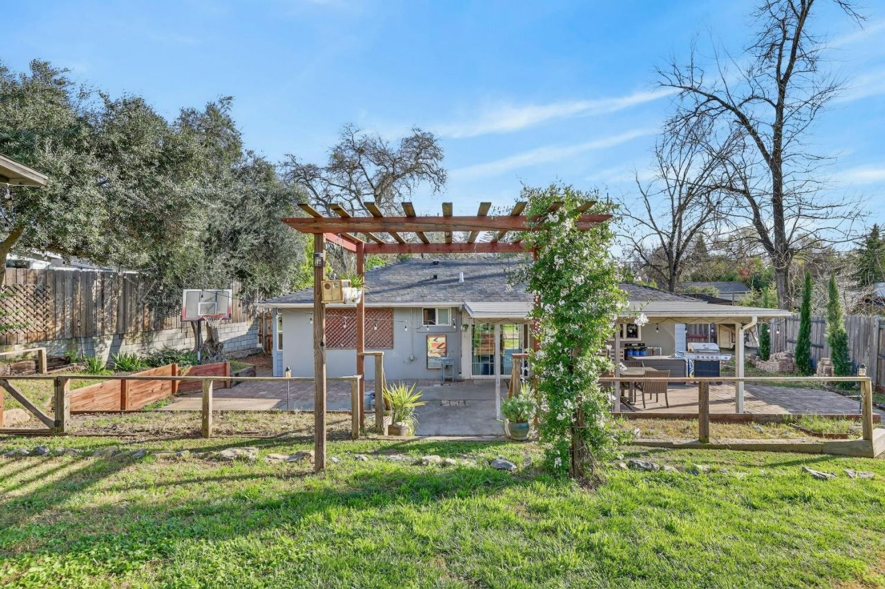 8057 Sunset Ave, Fair Oaks, CA 95628 Photo