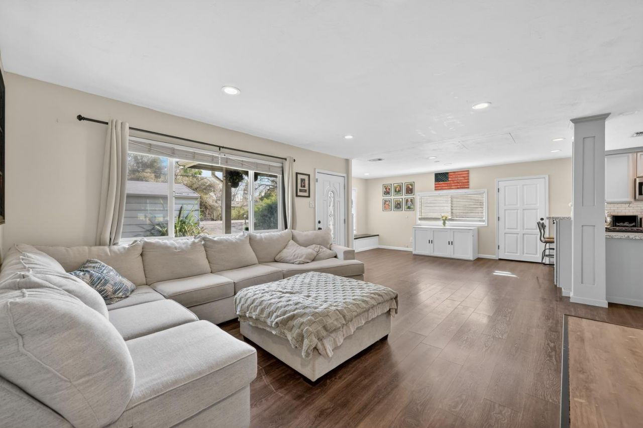 8057 Sunset Ave, Fair Oaks, CA 95628 Photo