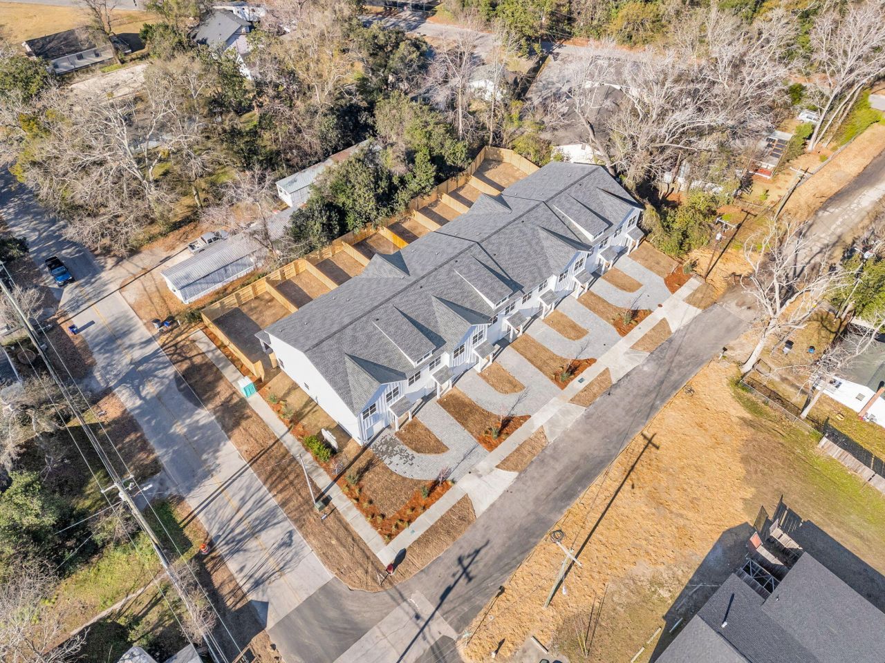 4009 Gravely Avenue Photo 5