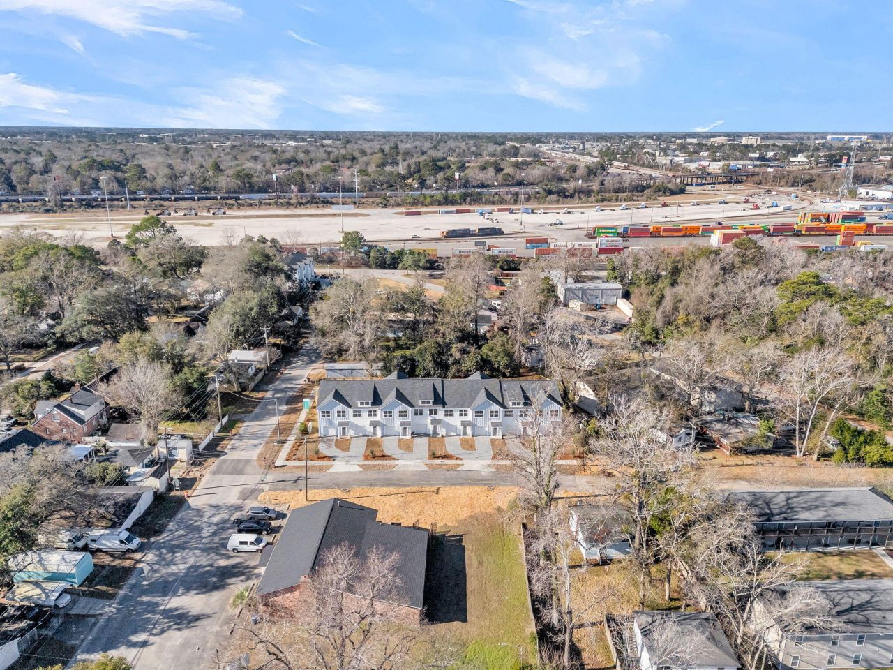 4009 Gravely Avenue Photo 6