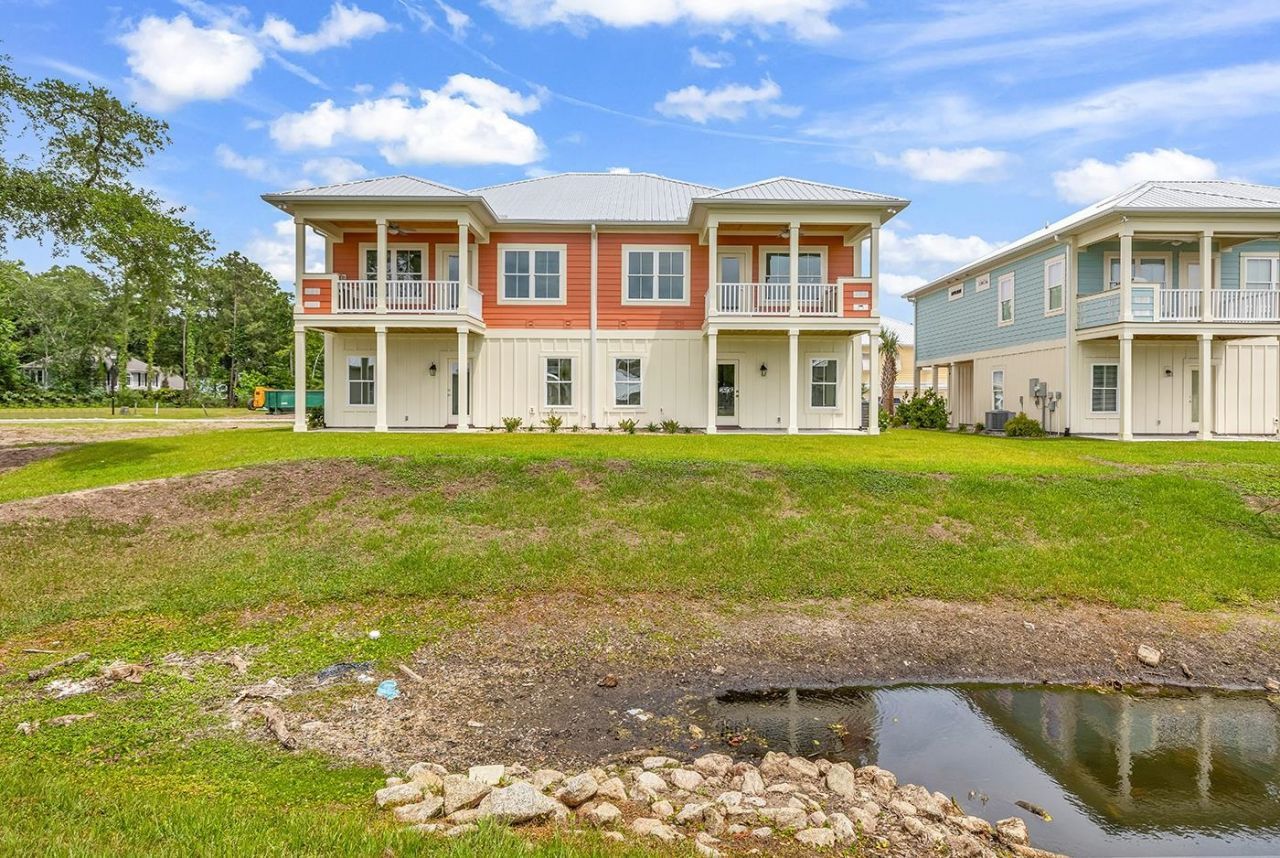 77 Hallandale Lane Photo 36