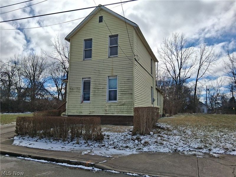 4922 Anson Avenue, Cleveland, OH 44127 Photo 2