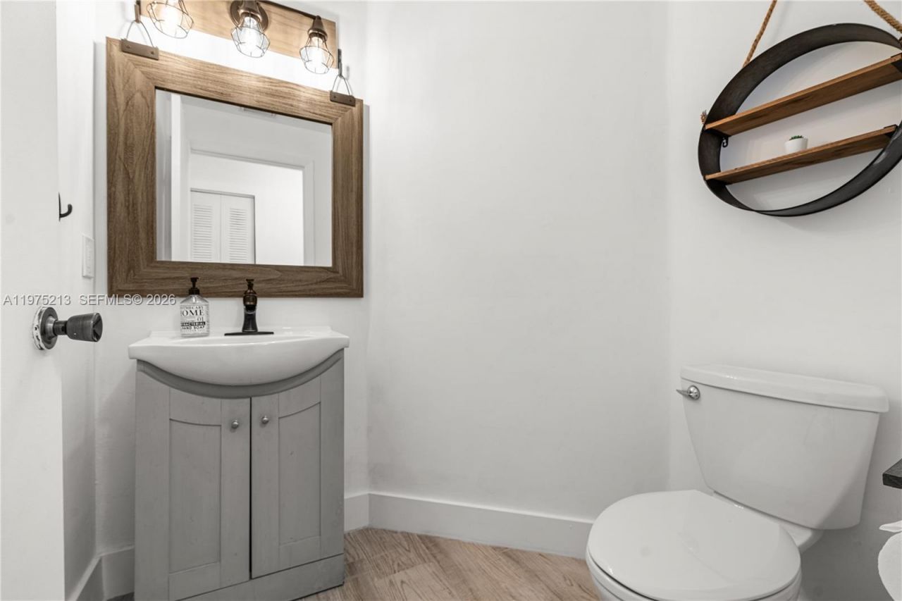 20775 NW 1st St , Pembroke Pines, FL 33029 Photo